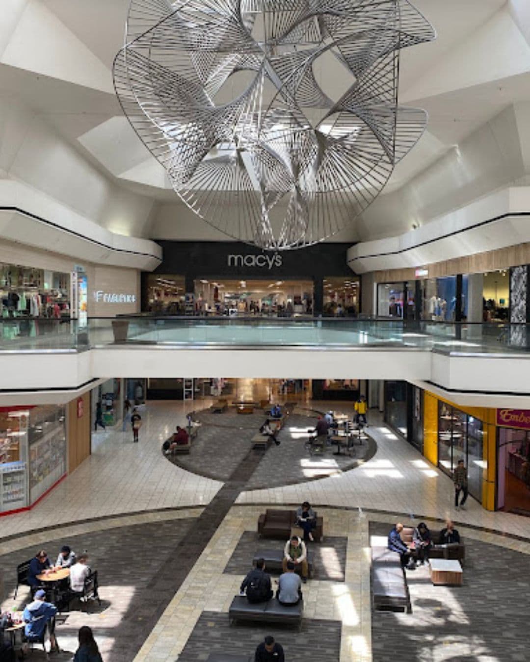 Stoneridge Shopping Center